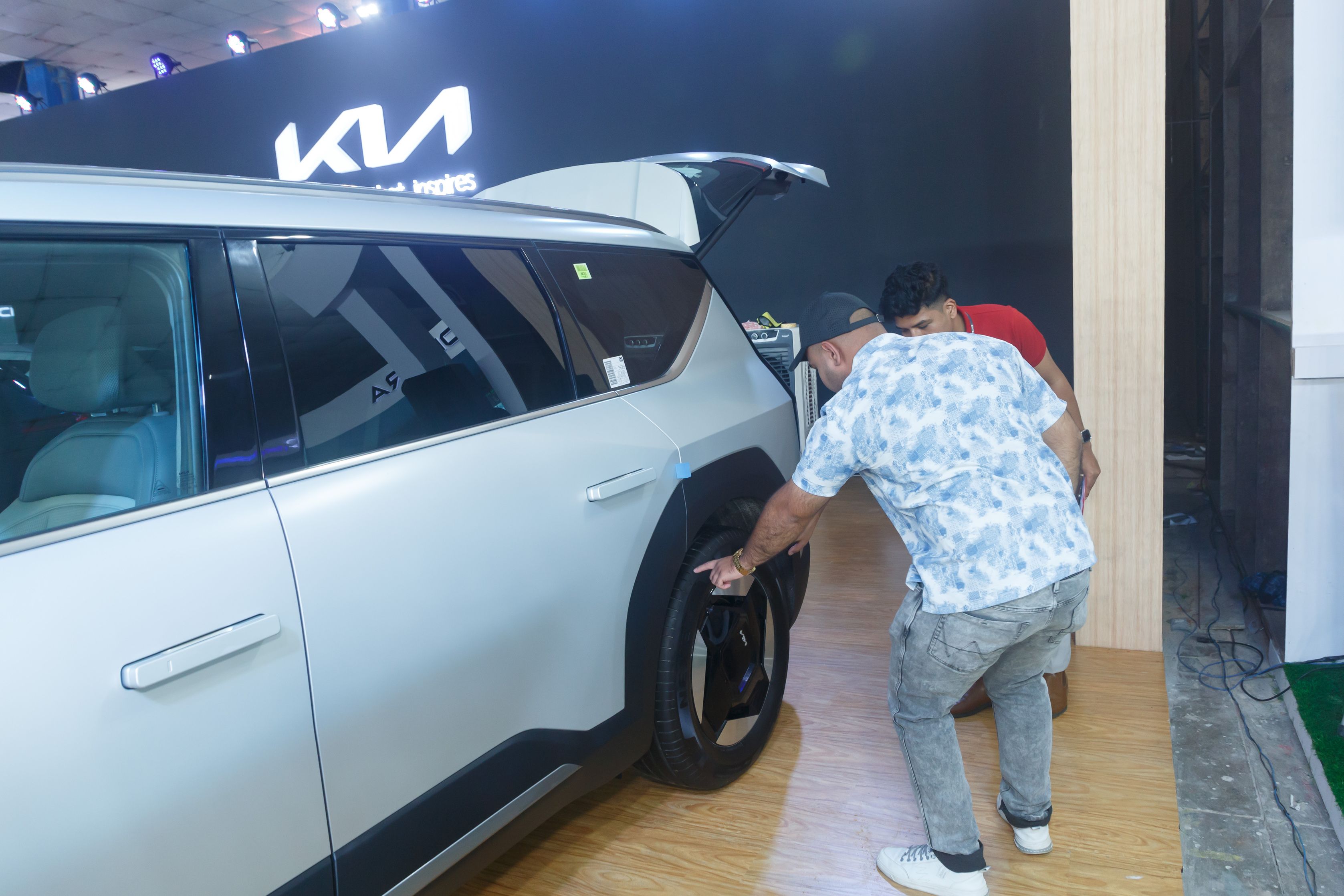 kia_nada_16.jpg - Image