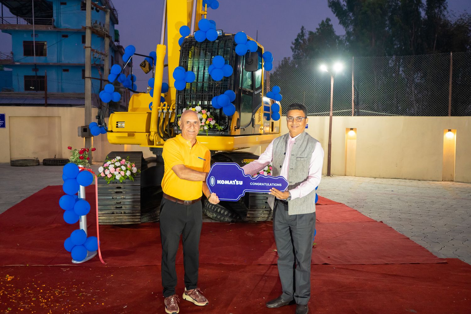 komatsu_launch_12.jpg - Image